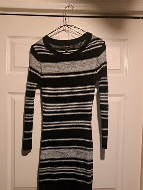Slim Fit Black & White Striped Crewneck Sweater Dress